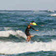 オアフ島ライエ・コートヤード・マリオット近くでサーフィンを習う