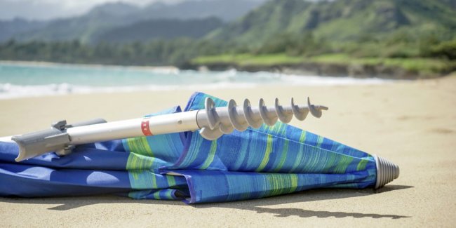 Oahu Beach Umbrella Rentals WIth Free Delivery